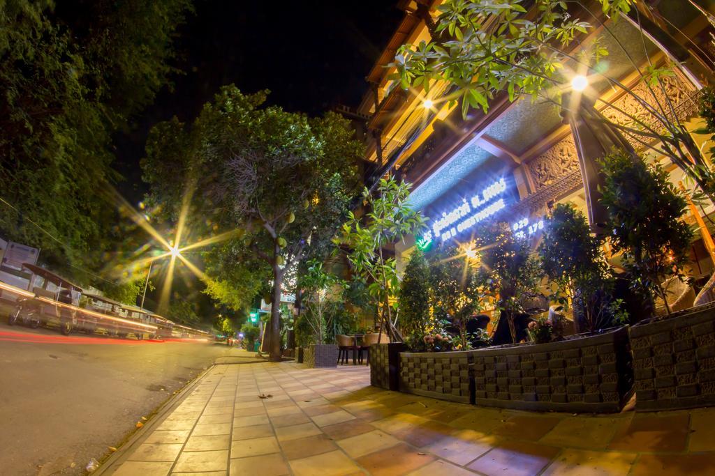 Rs II Guesthouse Phnom Penh Exteriör bild