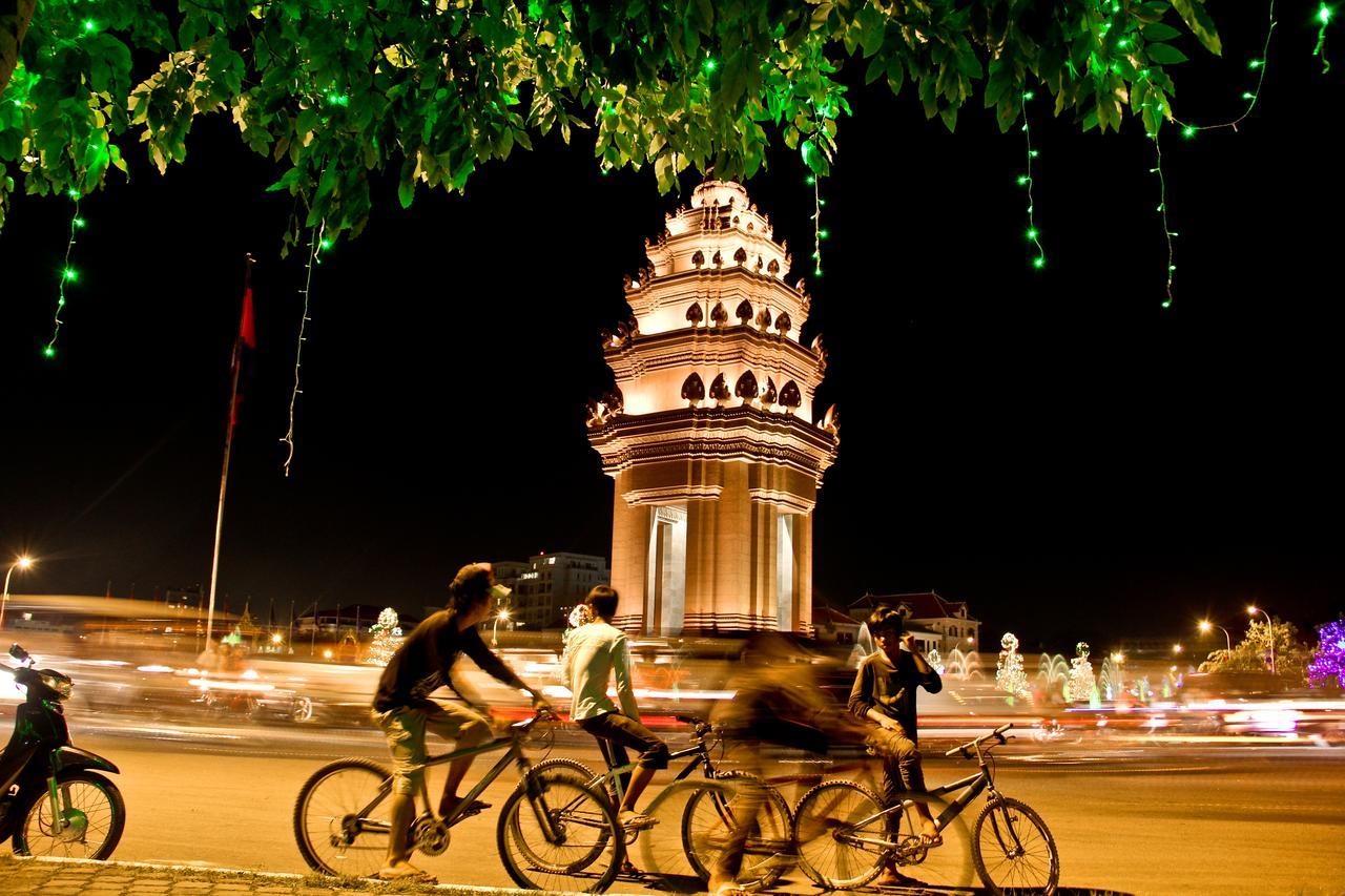Rs II Guesthouse Phnom Penh Exteriör bild